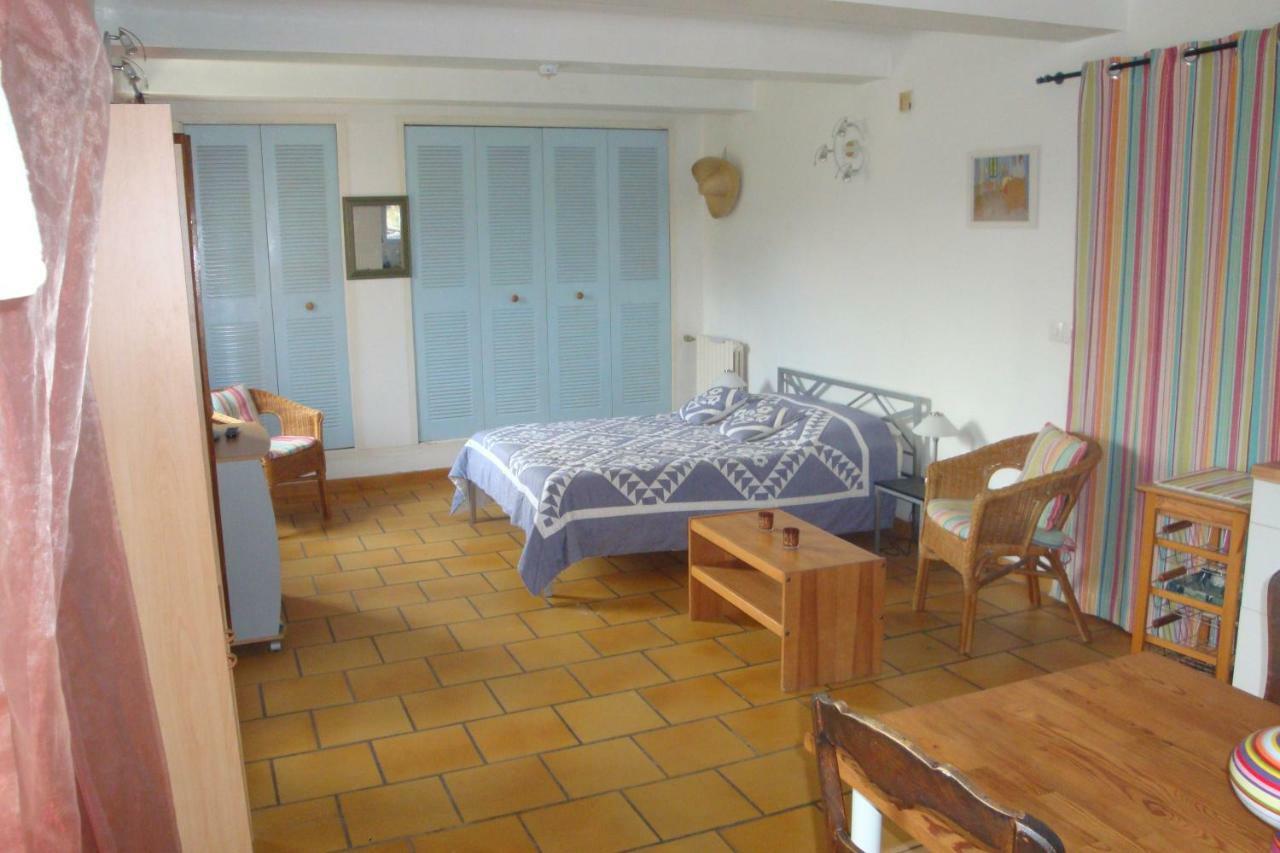Studio En Provence Aubagne Exterior foto